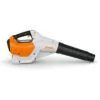 Soplador a batería Stihl modelo BGA 160 ligero con gran fuerza de soplado.