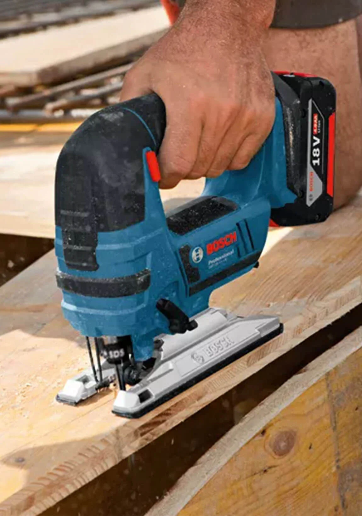 Alquiler online Caladora Bosch GST 18V-LI B