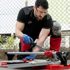 Cortadora de baldosas manual Rubi TX-1250-MAX bricolaje y reformas alquiler online