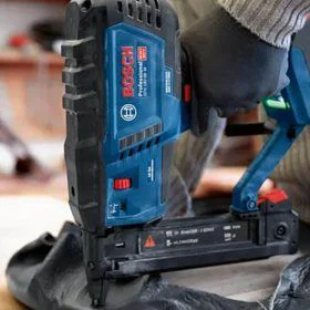 Alquiler de Grapadora para madera para particulares