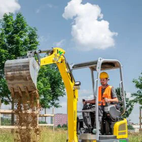 Alquiler de mini excavadora eléctrica Wacker Neuson para particulares