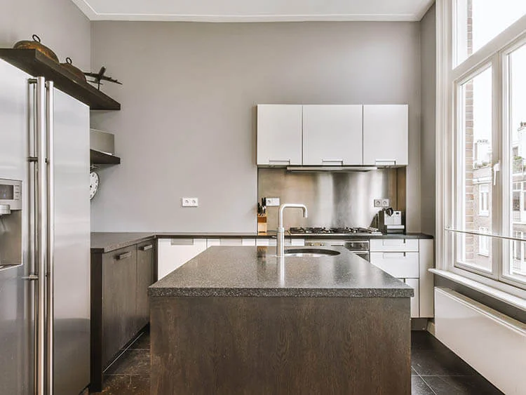 Empieza el año con casa nueva pintando la cocina