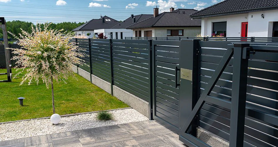valla metalica para jardin
