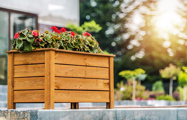 jardinera de madera